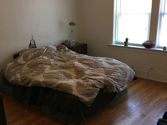 3rd image of 3082 N Elston Ave APT 2