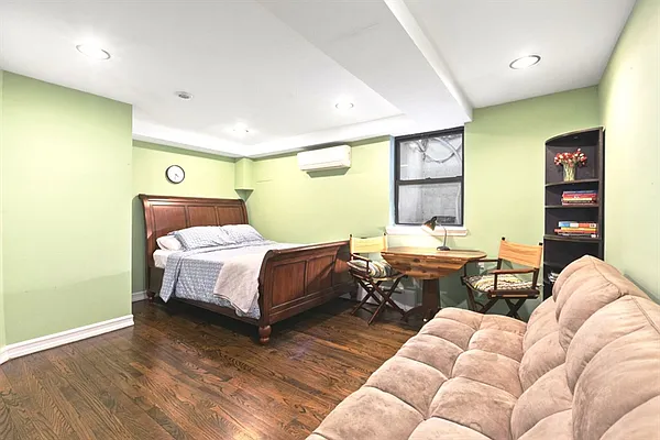 Rented by Citi Habitats | media 21