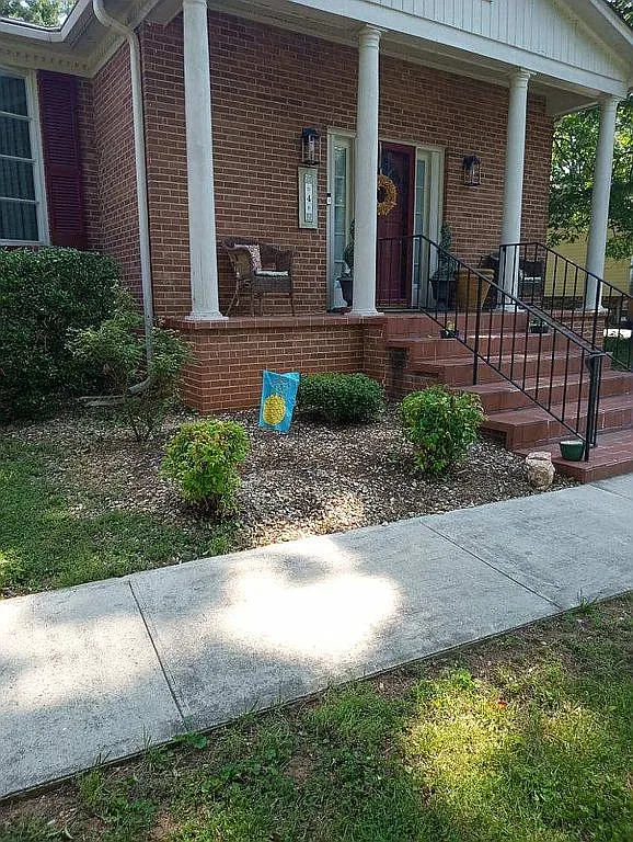 4 Sourwood Ln photo 1