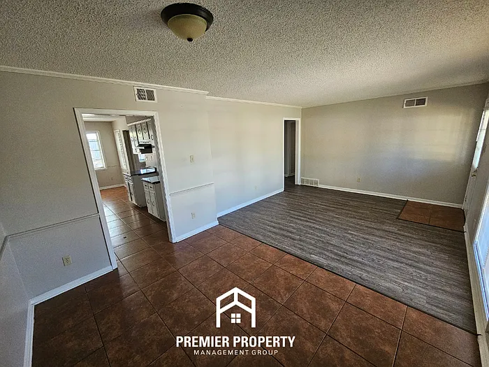 3626 Firethorne Dr — Photo 3