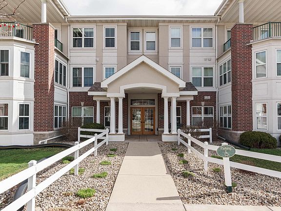 2nd image of 8510 Greenway Blvd Unit 207