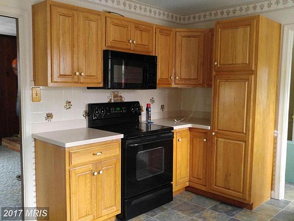 2nd image of 454 Holly Grove Dr