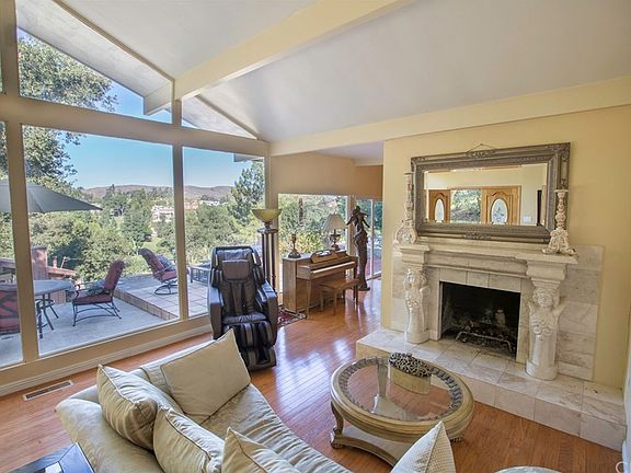 3rd image of 1621 Chernus Ln