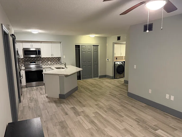 4211 San Marino Blvd #105 — Photo 19