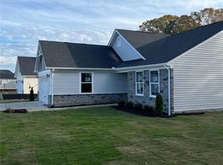 16 Grace Hill Cir, Kilmarnock, VA 22482