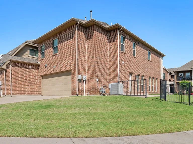 4213 Kiowa Dr — Photo 22