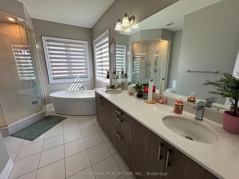 45 Daisy Meadow Cres — Photo 20