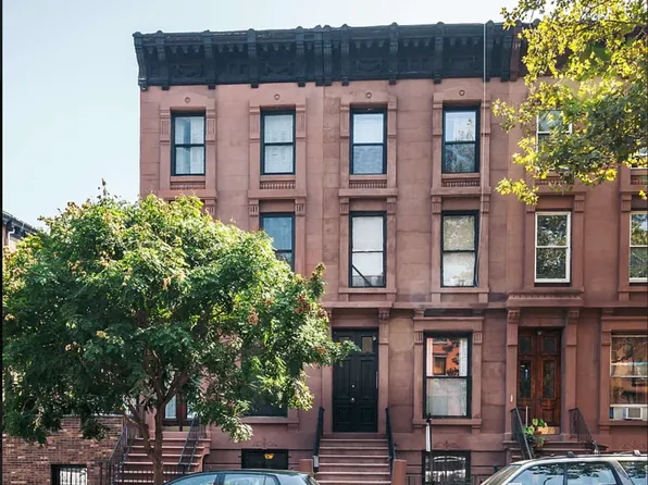 299 Vanderbilt Avenue image 1 of 9