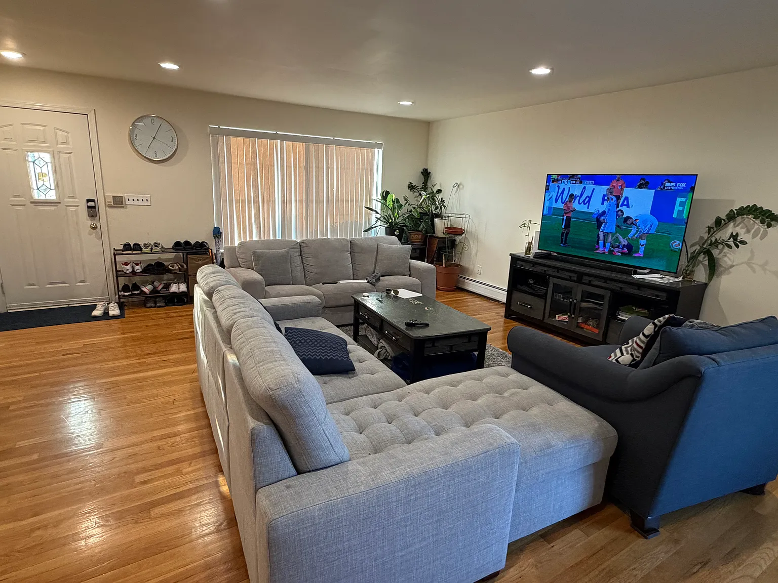 3 bed, 2.5 bath, $3,950 — Photo 4