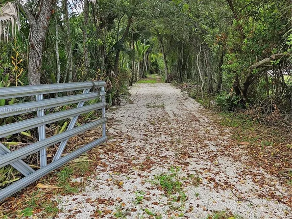 30809 SW 214th Ave, Homestead, FL 33030