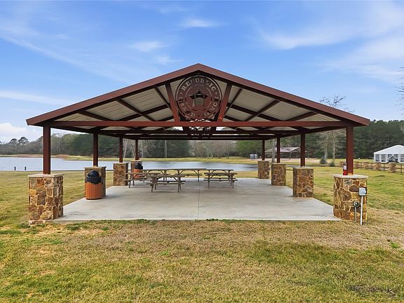 3rd image of 15466 Red Hawk Rd