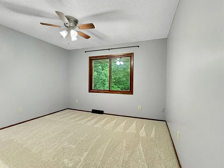 7680 Silver Lake Rd #7680 — Photo 14