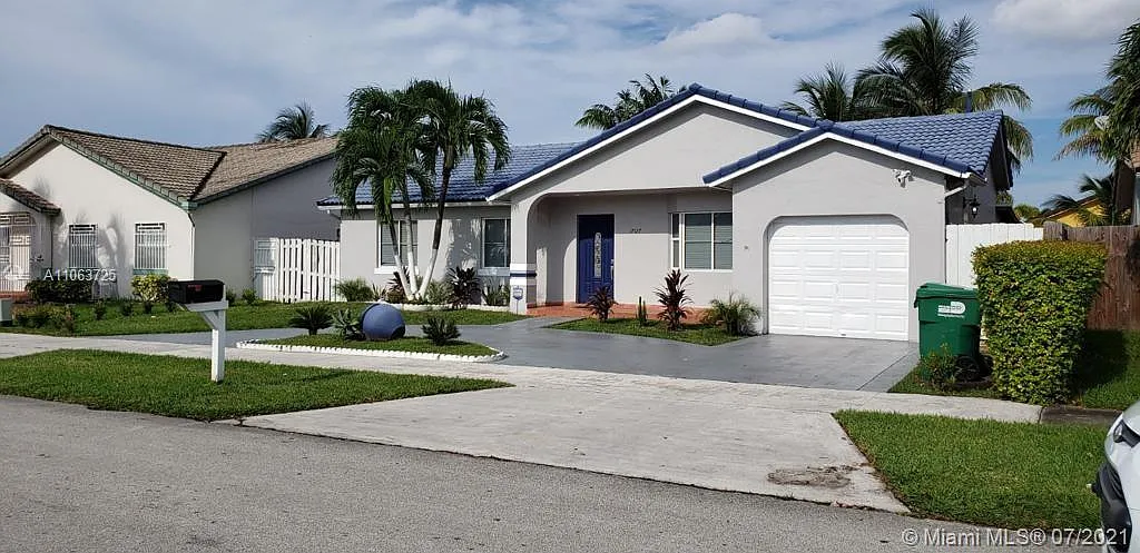 17127 SW 144th Ct, Miami, FL 33177 | Zillow