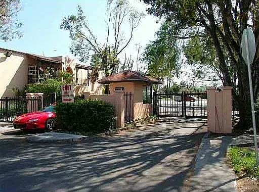 1 bed, 660 sqft, $1,800 — Photo 2