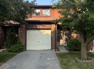 11 Plaisance Rd #42, Richmond Hill, ON L4C 5H1