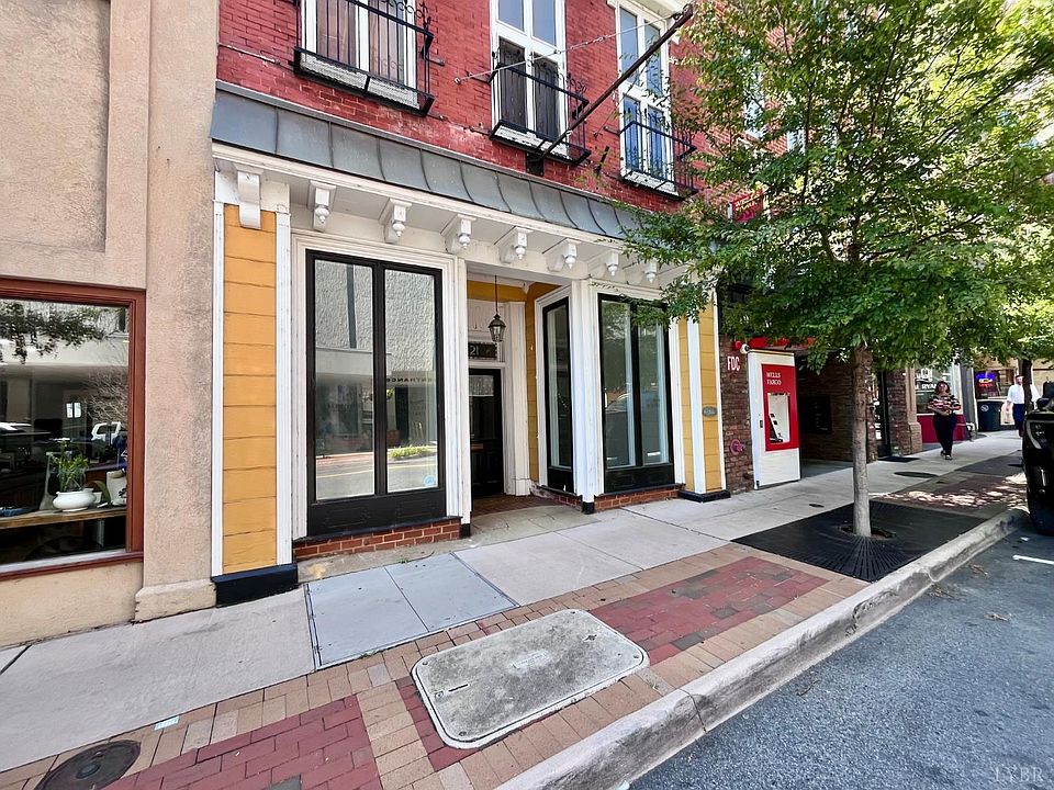 1st image of 821 Main St