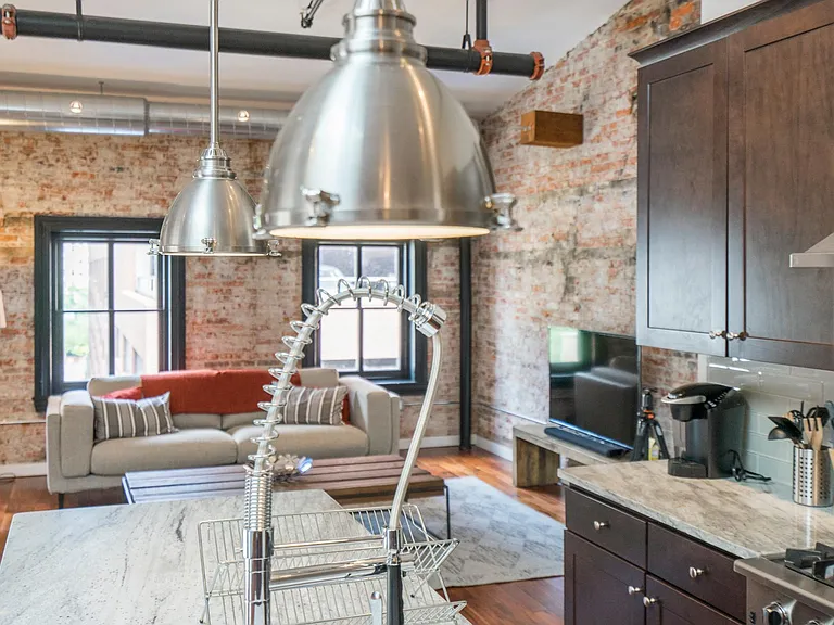 30 S 7th St #FURNISHED — Photo 35