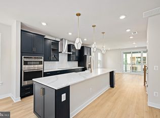 44577 Strabane Ter, Ashburn, VA 20147