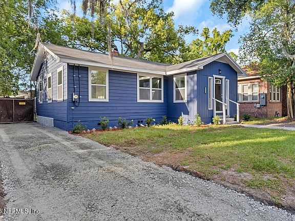 3rd image of 4757 KINGSBURY Street