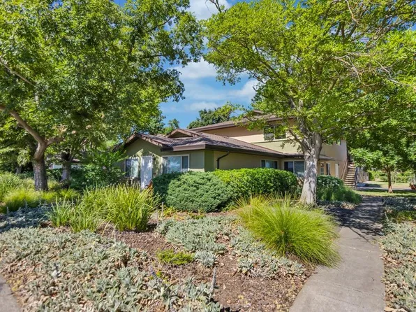 2720 Pole Line Rd APT 2, Davis, CA 95618