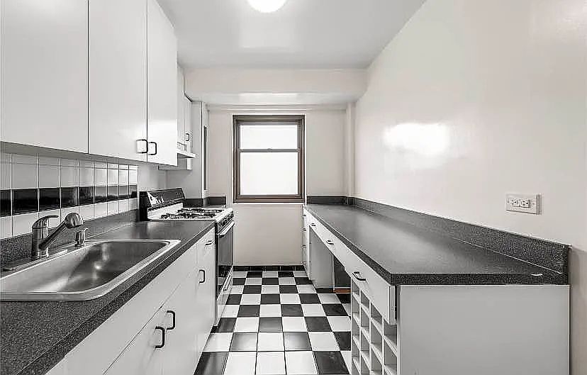1st image of 21-15 34th Ave #15B