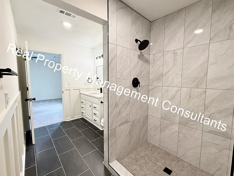 7335 Nall Ave — Photo 17