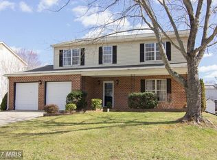 810 Falcon Dr, Upper Marlboro, MD 20774