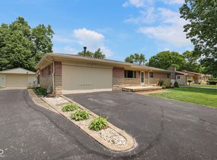 406 W McGregor Rd, Indianapolis, IN 46217