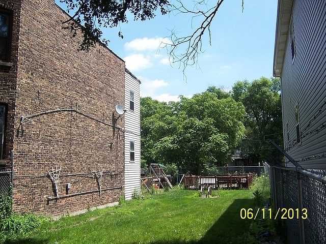 2nd image of 1223 S Kolin Ave