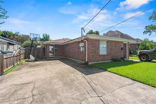 1st image of 515 Hesper Ave