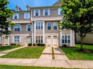 8031 Kings Creek Dr #102, Charlotte, NC 28273