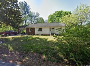208 Walker St, La Crosse, VA 23950
