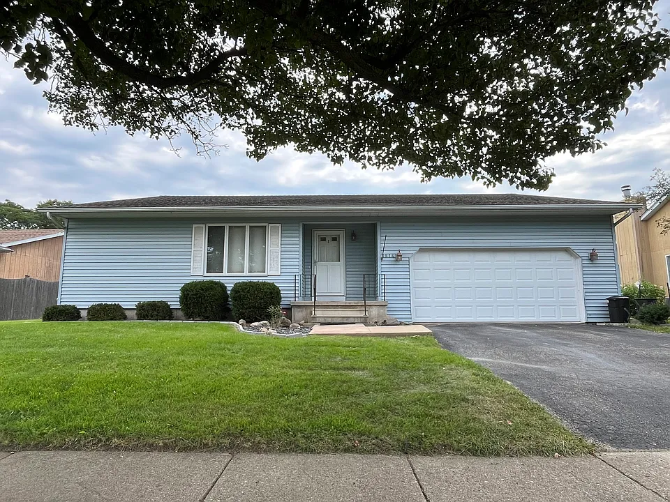 1614 Longwood Dr