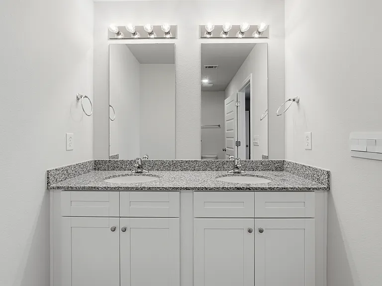 17490 Jakes Dr — Photo 22