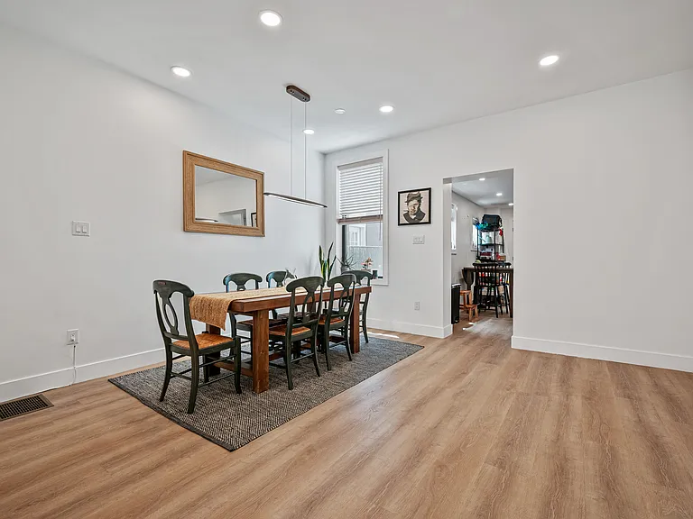 4812 Dearborn St — Photo 5
