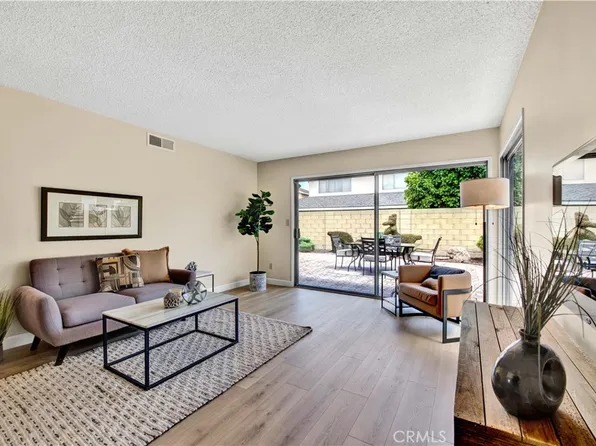 6831 Defiance Dr, Huntington Beach, CA 92647