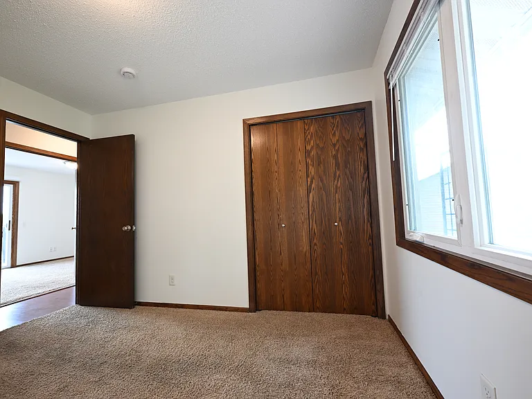14429 Portland Ave — Photo 24