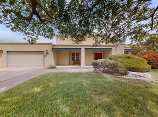 2308 Calle De Real NW, Albuquerque, NM 87104