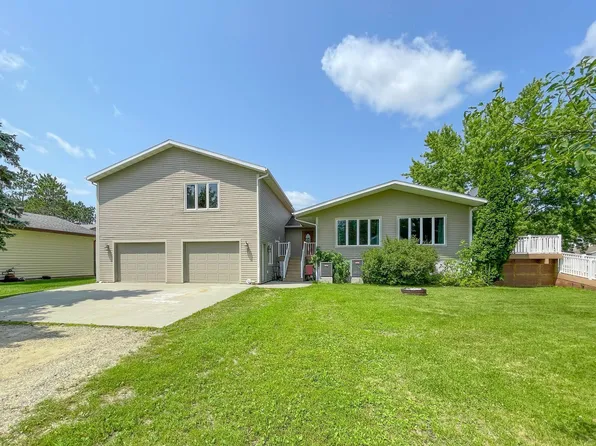 906 Patricia Ln NW, Bagley, MN 56621