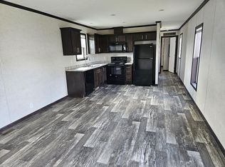 665 W Philadelphia St, Armagh, PA 15920