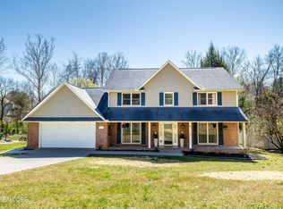 711 Knights Bridge Rd, Maryville, TN 37803