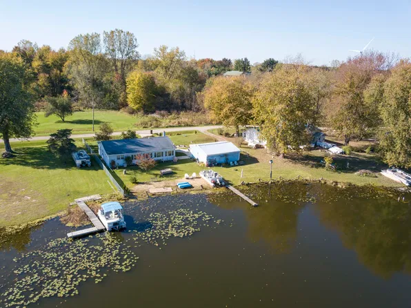1031 Lorilane Ave, Hudson, MI 49247