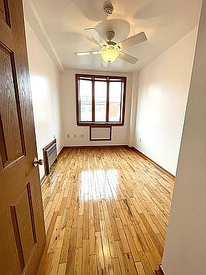 2nd image of 722 Leonard St #V
