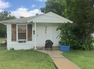 915/917 17th St, Plano, TX 75074