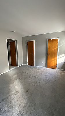 4th image of 2041 Royce St #2F