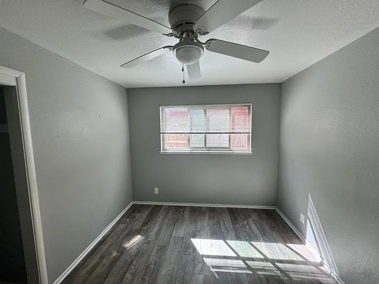 2514 Q St #2 — Photo 7