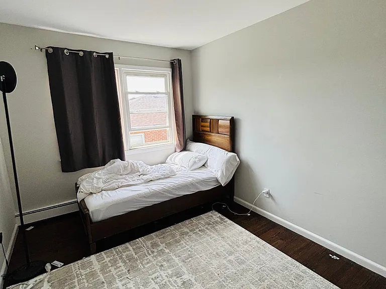 38 1st St #2 — Photo 6