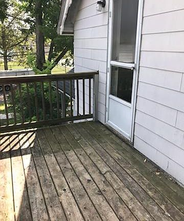 Private Upstairs Deck
