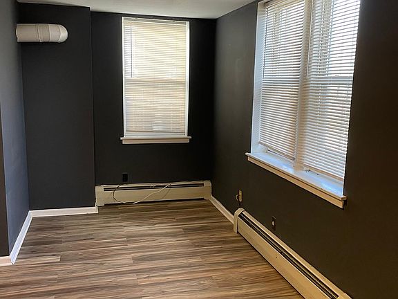 4th image of 373 Westervelt Ave #Basement