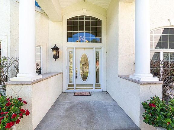 4th image of 21877 Iden Avenue Ct N